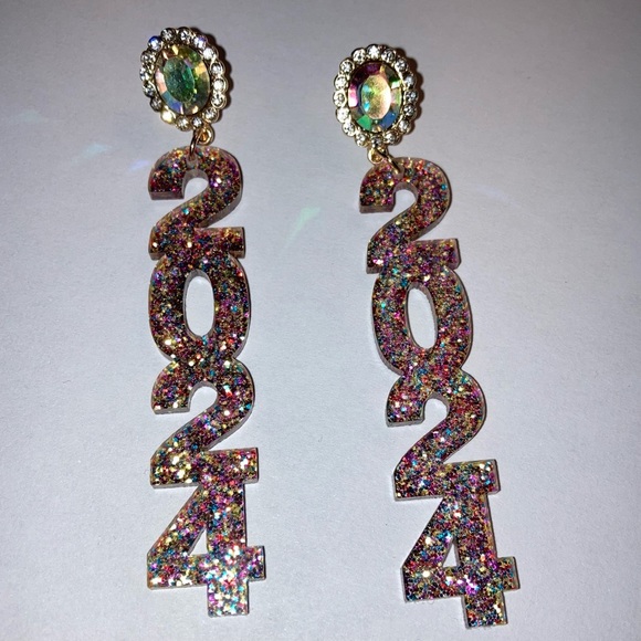 15 Pairs of Earrings Lot NEW 2024 Graduation Limited Edition Jewelry SALE - Picture 13 of 16